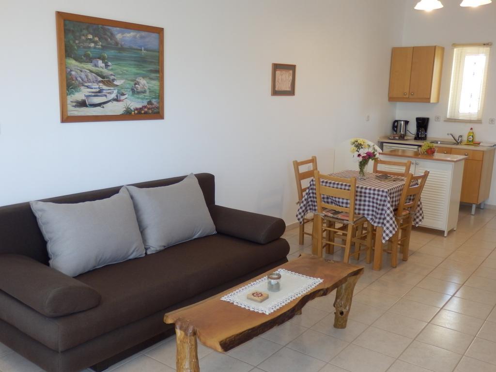 Maro Suites Tavronitis Esterno foto