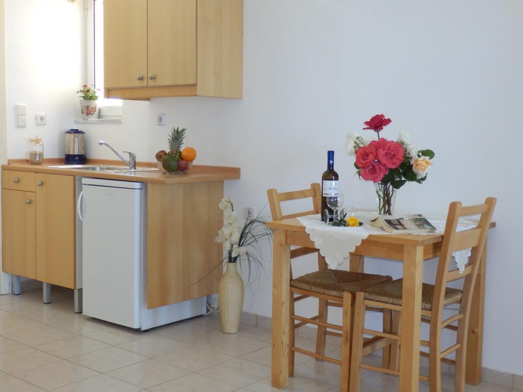 Maro Suites Tavronitis Esterno foto